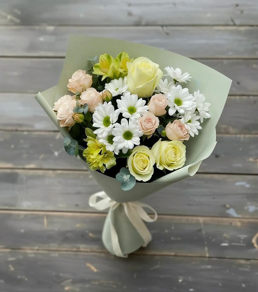 Букет цветов из: Альстромерии, Розы и Хризантемы в Родниках Краснодарского края