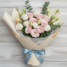 Букет цветов из:  Лизиантусы в Родниках Краснодарского края