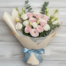 Букет цветов из:  Лизиантусы в Родниках Краснодарского края