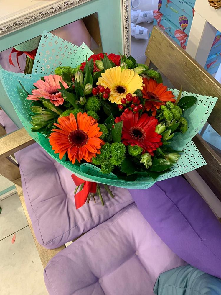 Букет цветов из: Герберы, Хризантемы и Альстромерии в Родниках Краснодарского края