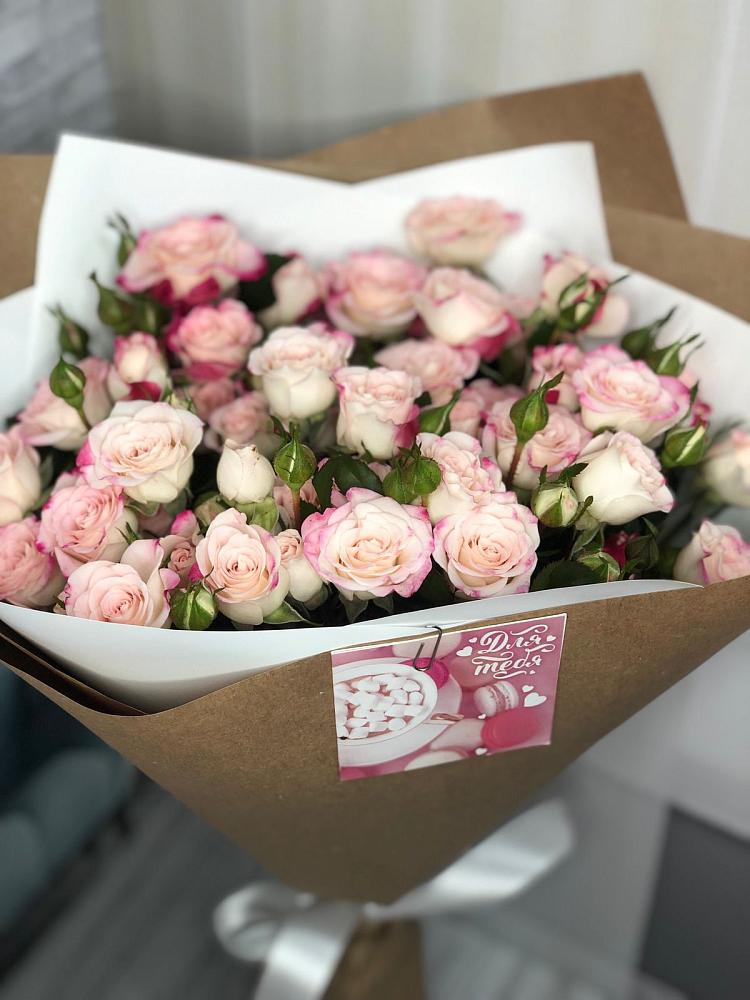 Букет цветов из: Розы в Родниках Краснодарского края