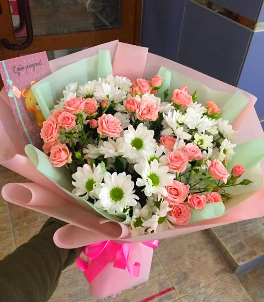 Букет цветов из: Розы и Хризантемы в Родниках Краснодарского края