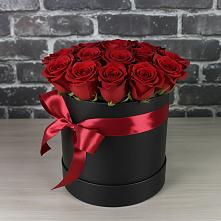 Цветочная композиция из Розы в шляпной коробке #REPLACE_PRED# Родниках Краснодарского края