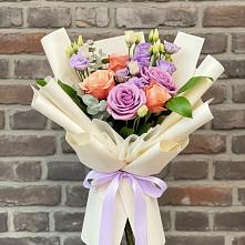 Букет цветов из:  Лизиантусы и Розы #REPLACE_PRED# Родниках Краснодарского края