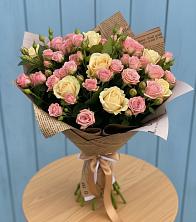 Букет цветов из:  Розы в Родниках Краснодарского края