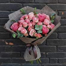 Букет цветов из:  Розы в Родниках Краснодарского края