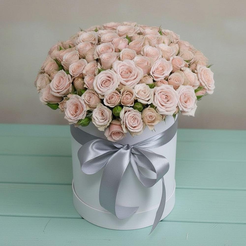 Цветочная композиция из Розы в шляпной коробке в Родниках Краснодарского края